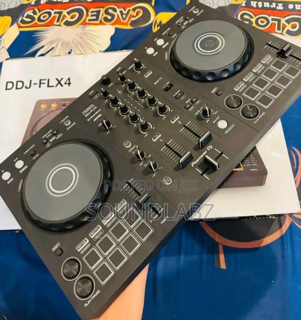 Pioneer DDJ-Flx4 Dj Controller · Photo 1