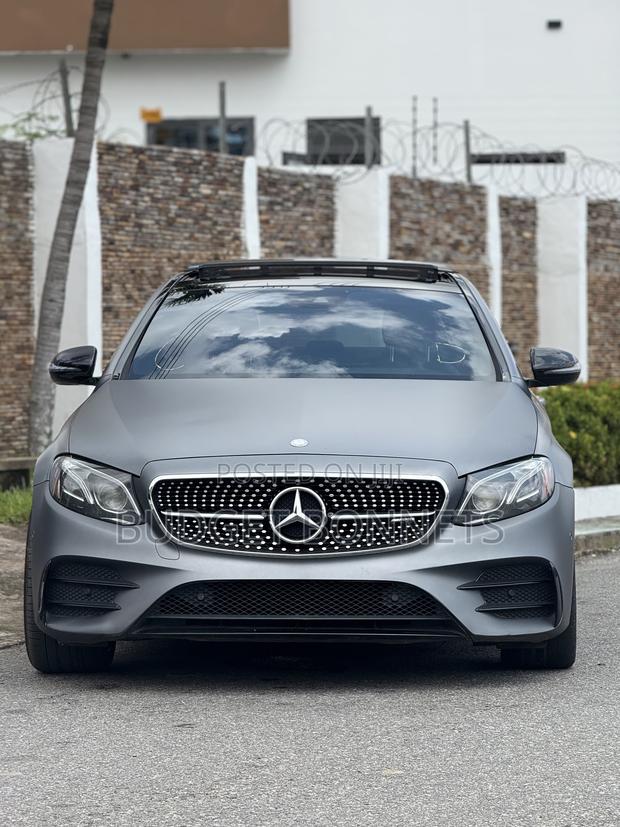 Mercedes-Benz E43 AMG 3.0 AWD 2017 Gray · Photo 2