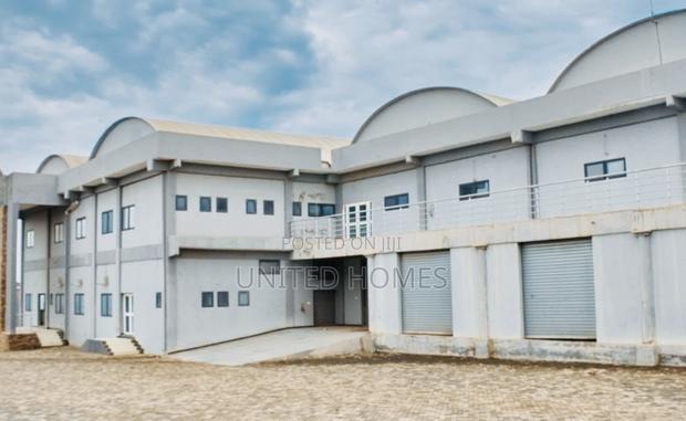 Adenta Pantang Warehouse for Sale · Photo 1