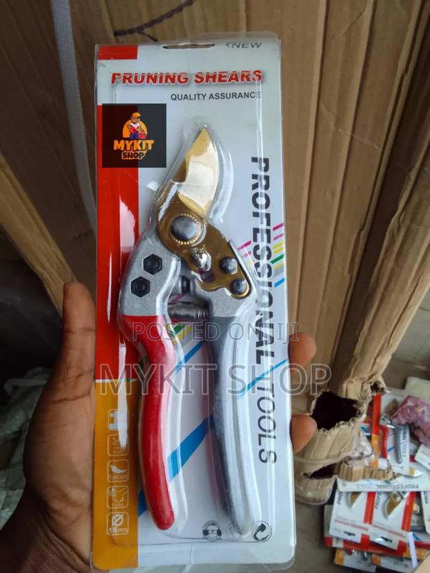 Pruning Shears · Photo 1