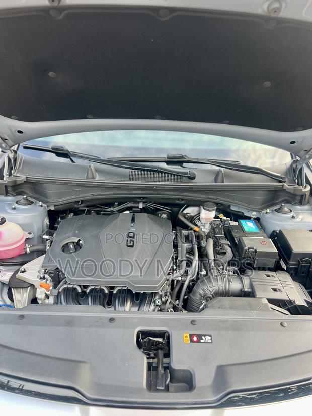 Kia Sportage EX 2023 Gray · Photo 8