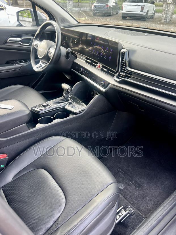 Kia Sportage EX 2023 Gray · Photo 7