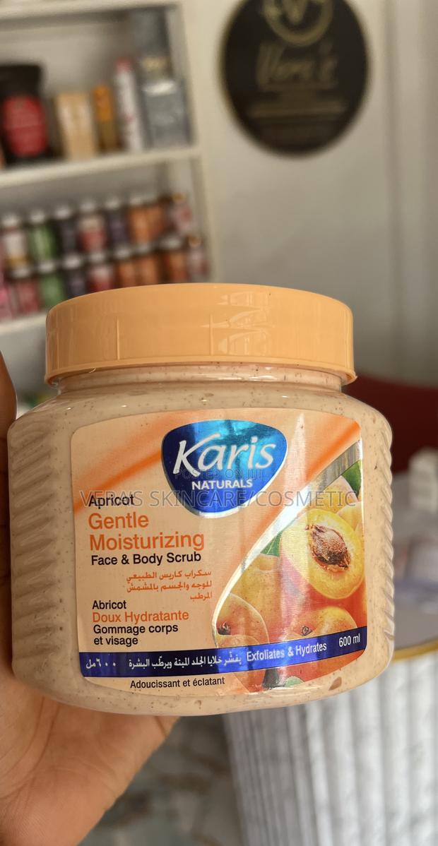 Karis Natural Face And Body Scrub · Photo 4