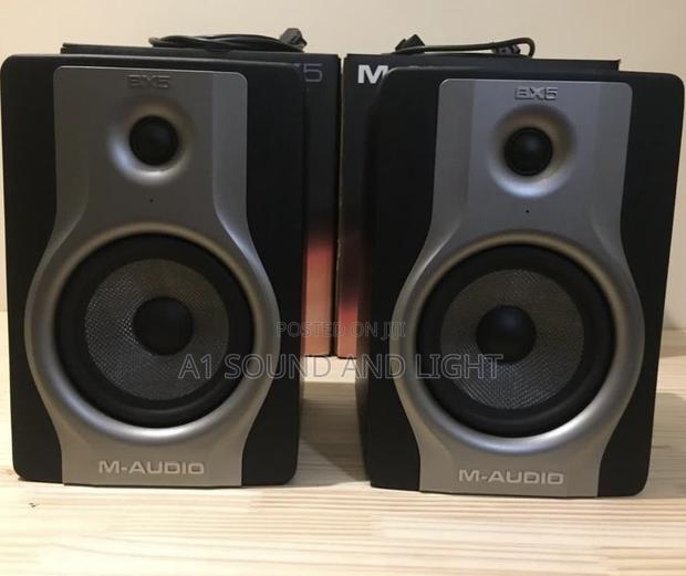 M-Audio Bx5 Carbon Studio Monitors[Legacy] · Photo 1