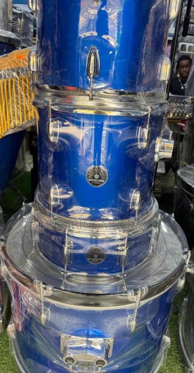 Tama 5-Sets Drums · Photo 3