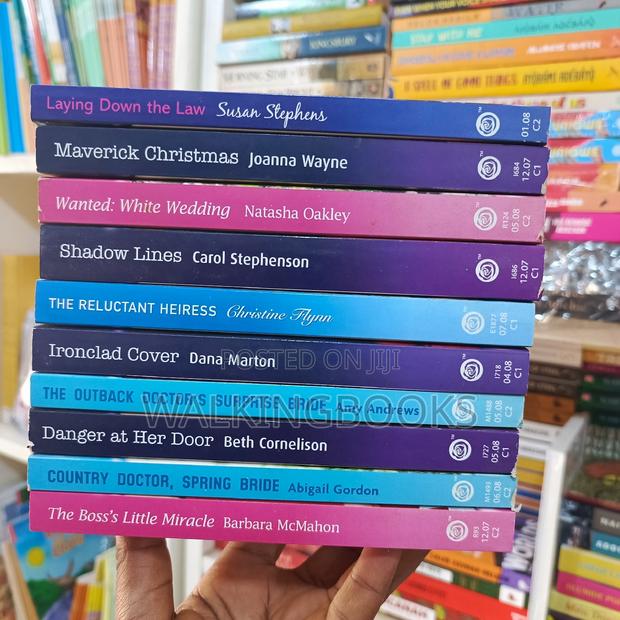 Mills And Boon Romantic Novels · Photo 1