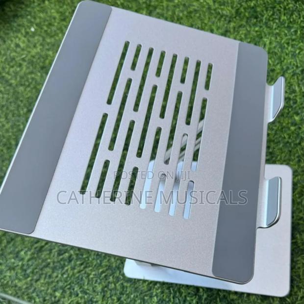 Adjustable Laptop Classic Stand · Photo 1