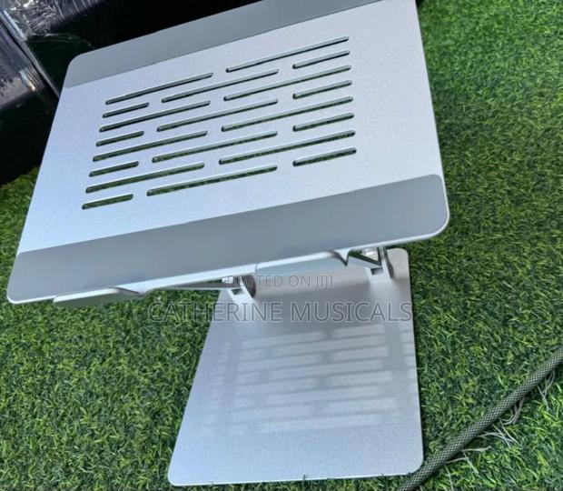 Adjustable Laptop Classic Stand · Photo 2