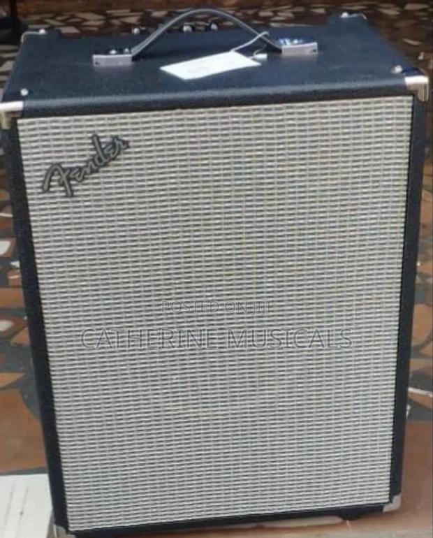 Fender Bass Combo · Photo 1