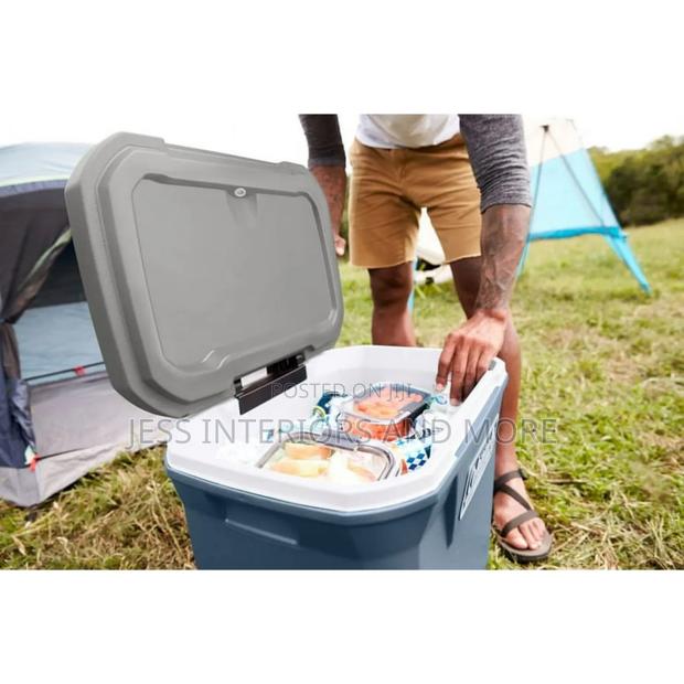 Coleman 60qt Ice Chest Rolling Cooler · Photo 4