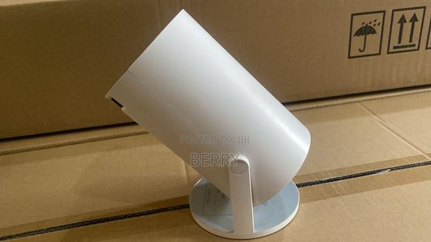 Ultra Hd Projector · Photo 3