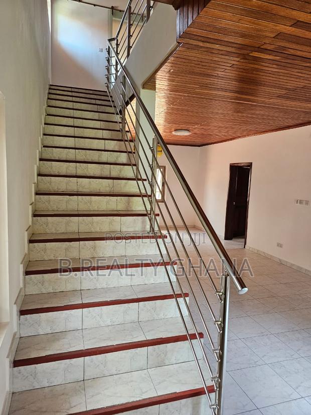 3bdrm House in Spintex for rent · Photo 4