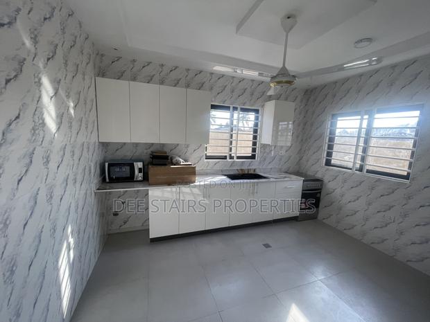 3bdrm Bungalow in Nugua Junction Mall, Teshie-Nungua Estates for sale · Photo 2