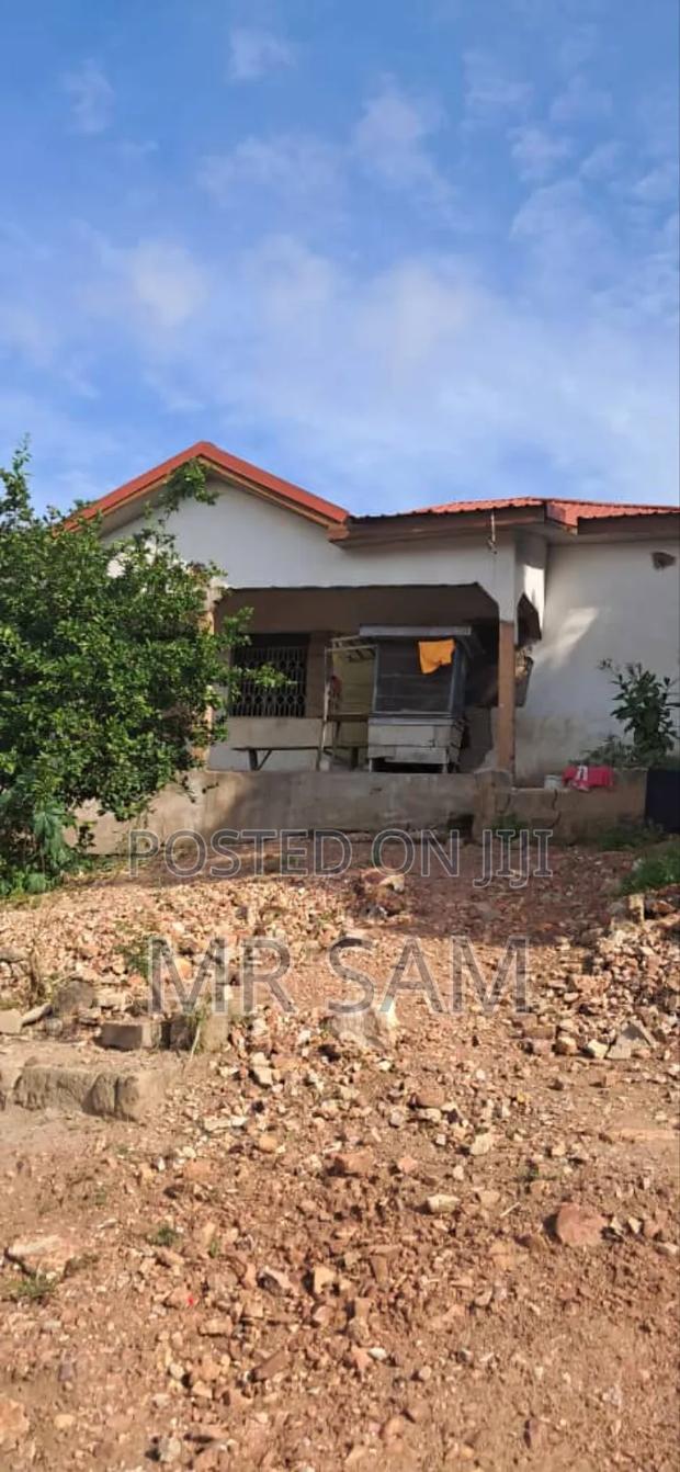 5bdrm House in Zero, Gbawe for sale · Photo 1