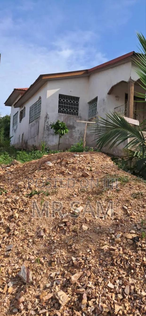 5bdrm House in Zero, Gbawe for sale · Photo 2