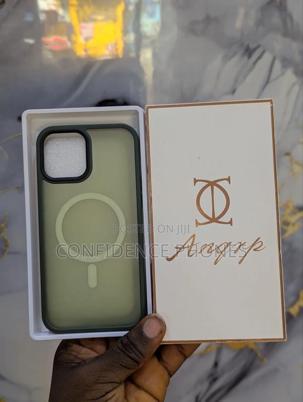 iPhone 12pro Max Magsafe Case · Photo 2