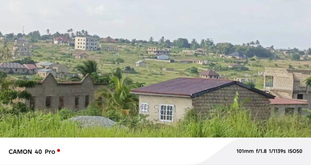 1plot of Land for Sale at Amasaman Danchri · Photo 3