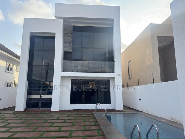 5bdrm Mansion in Green, East Legon for sale · Photo 5