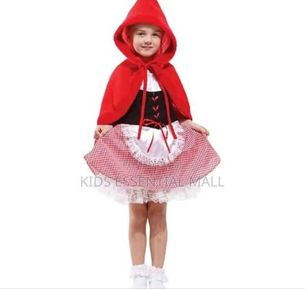 Little Red Riding Hood Book Costume · Photo 1