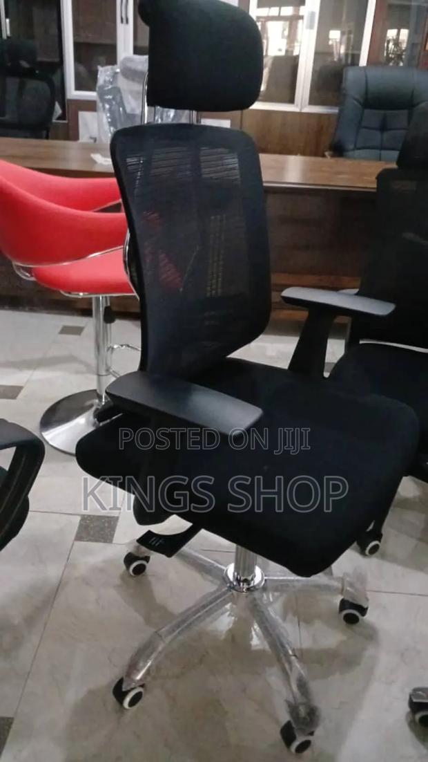 Ergonomic Office Chair · Photo 2