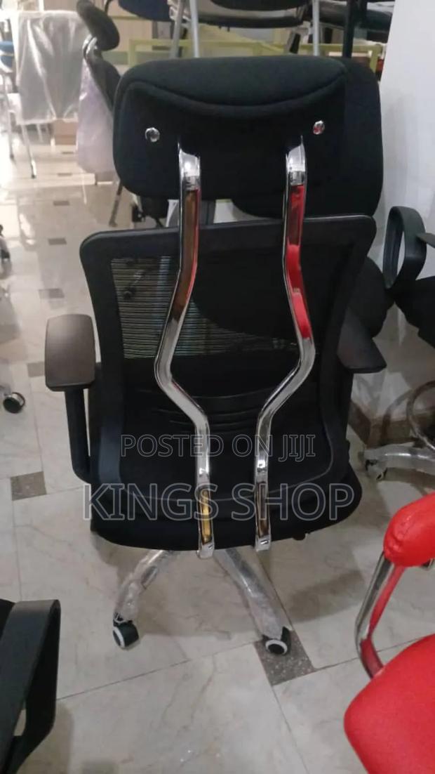 Ergonomic Office Chair · Photo 3