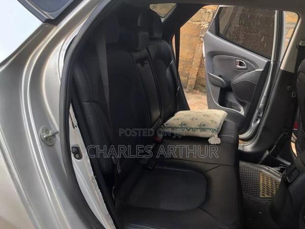 Hyundai Tucson GLS AWD 2013 Silver · Photo 7