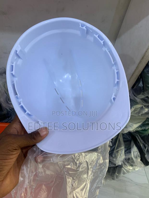 Hard Hat With Ventilation · Photo 3