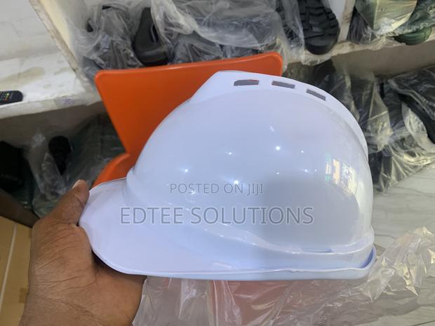 Hard Hat With Ventilation · Photo 1