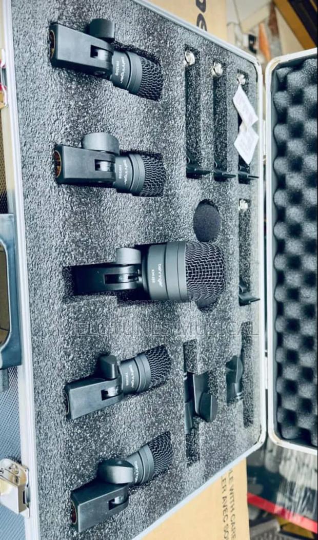 Behringer Bc1200 Professional 7-Piece Drum Microphone Set · Photo 2