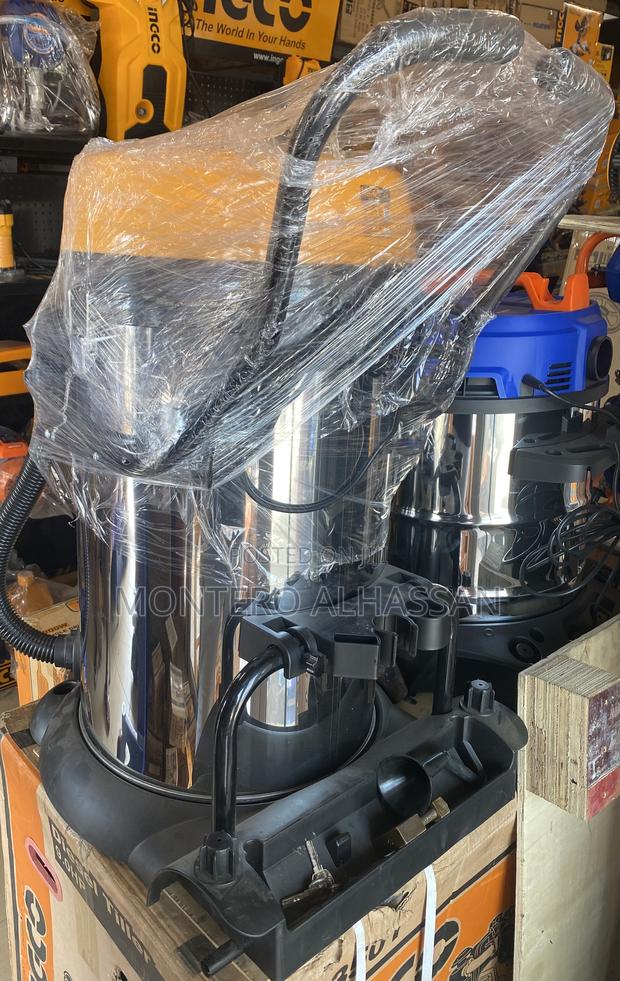 Vacuum Cleaner 30l · Photo 1