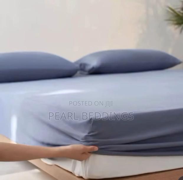 Quality Cotton Fitted Bedsheet, Very Lovely Texture Sheets · Photo 2