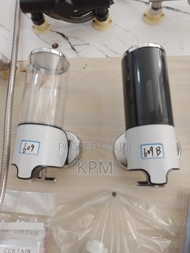 Liquid Soap Dispenser Manual Push · Photo 2