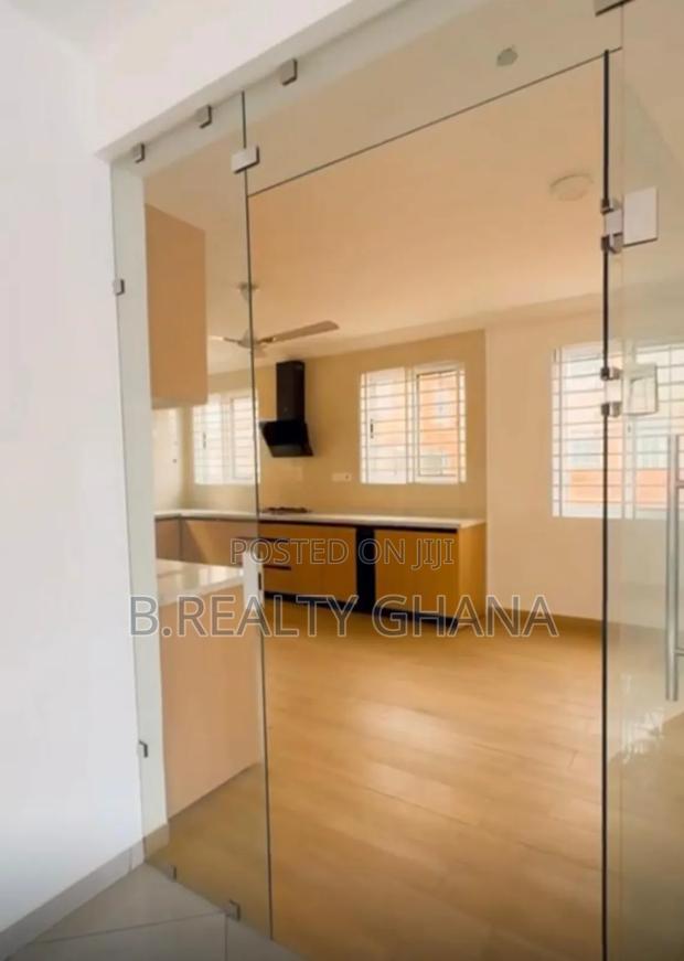 4bdrm House in Palace Mall Area, Spintex for rent · Photo 2