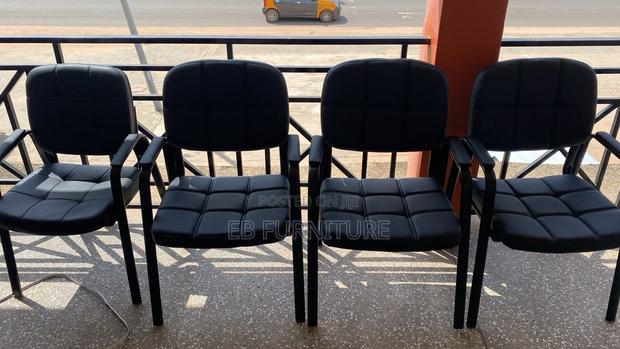 Visitor’S Chair · Photo 2