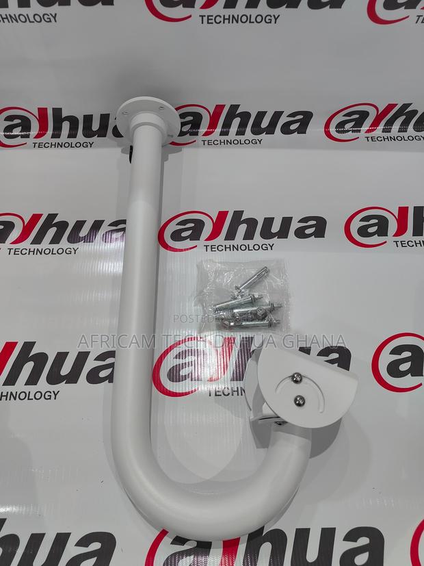 Dahua Ceiling Mount Bracket · Photo 1