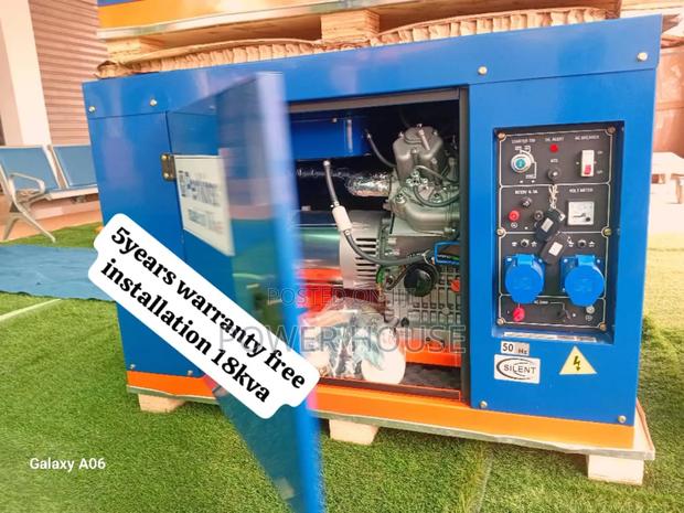 Hub Circuit 18kva Diesel Generator 18kva Perkins Diesel · Photo 1