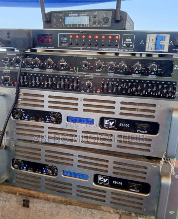 Full Set of Amplifier Rack (Complete) · Photo 1