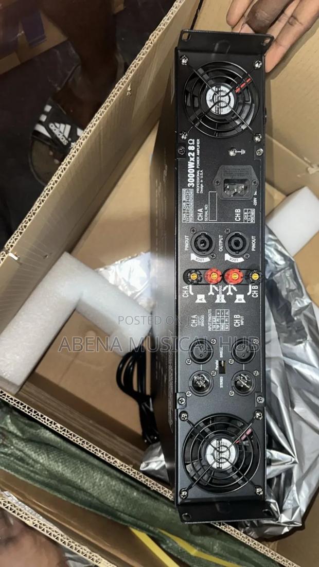 Ev -7300watt Mid Amplifier · Photo 1