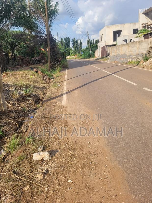 Land for Sale at Ahodwo Nhyiaeso · Photo 1
