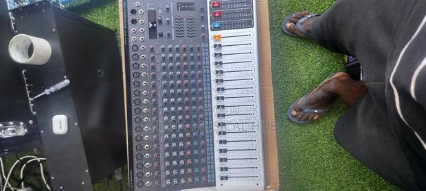 Yamaha ( Kv)16-channel Mixer · Photo 3