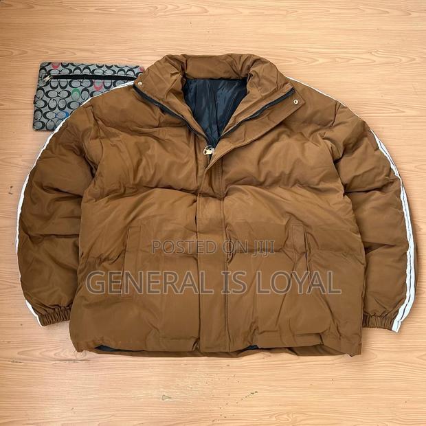 Puff Jacket · Photo 3