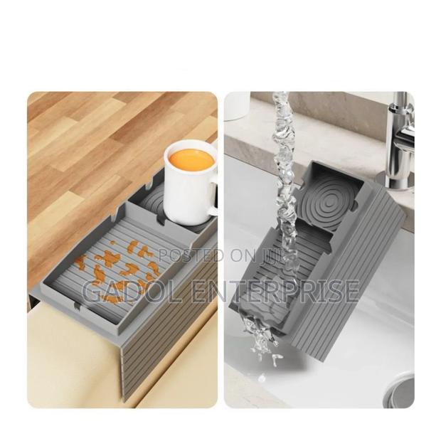Sofa Arm Rest Tray · Photo 3