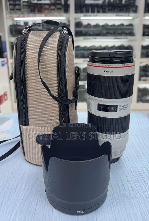 99% New Canon 70-200mm Mark Iii F2.8 Is Usm · Photo 3