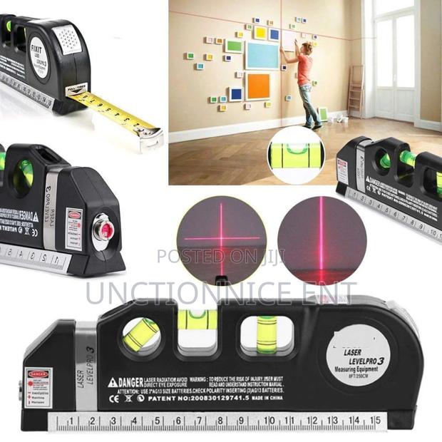 Laser Level Line Multipurpose Measuring Kit · Photo 3