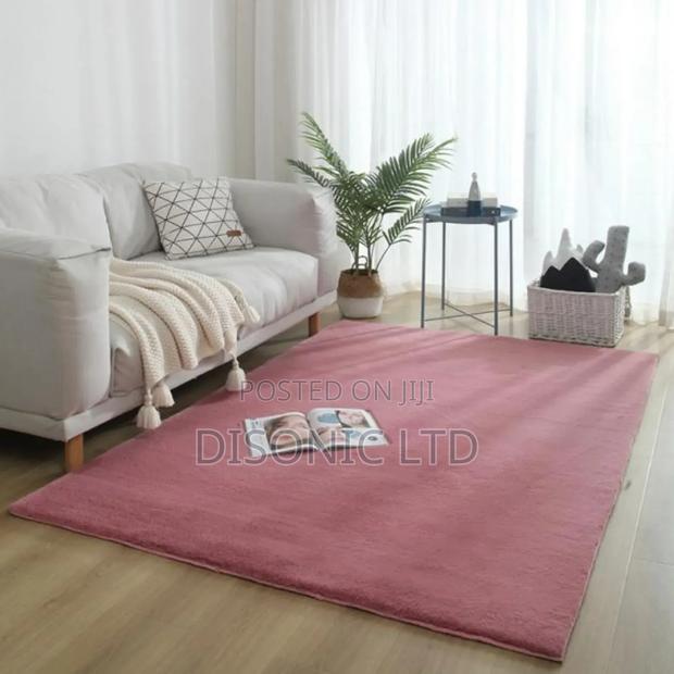 Fluffy Smooth Carpets · Photo 8
