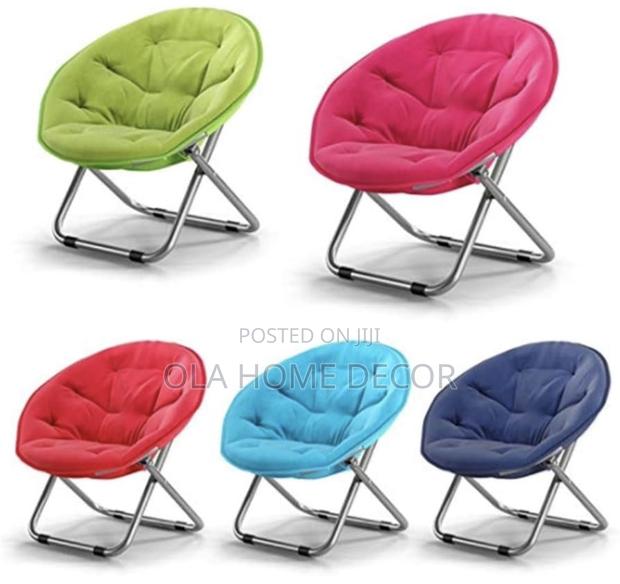 Foldable Chair · Photo 1