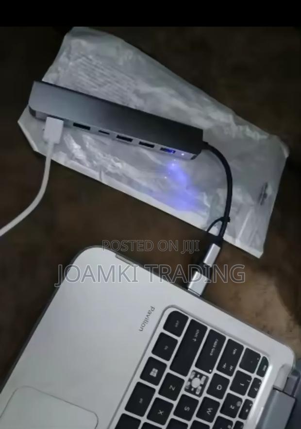 7 In 2 Usb C Hub 3.0 Splitter 4 Laptop, Phone, iPad. · Photo 4
