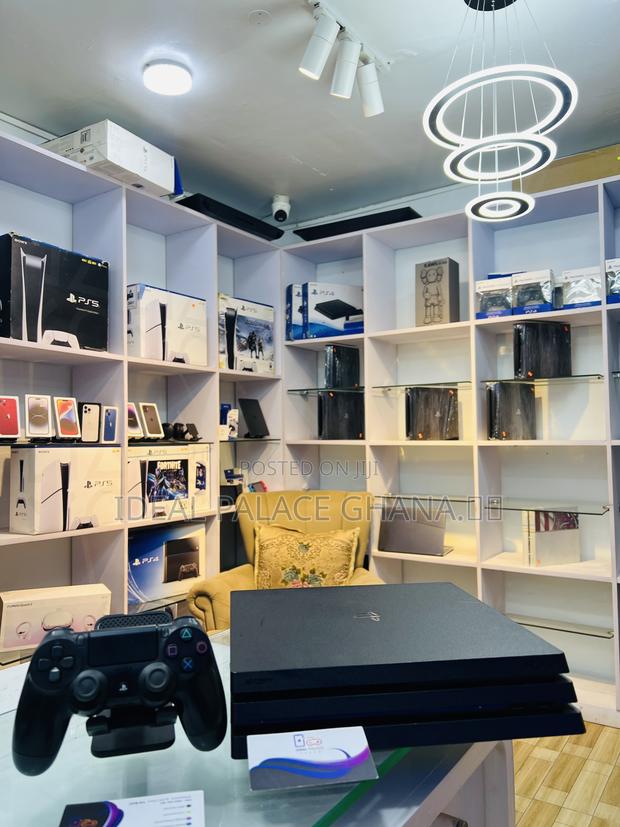 20 Lates Games On Ps4 Pro 2tb · Photo 2