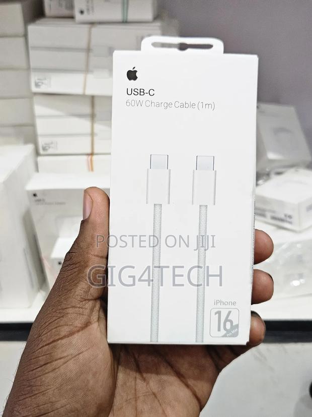 Apple Usb-C to Usb-C (C to C ) Charging Cable 60w · Photo 1