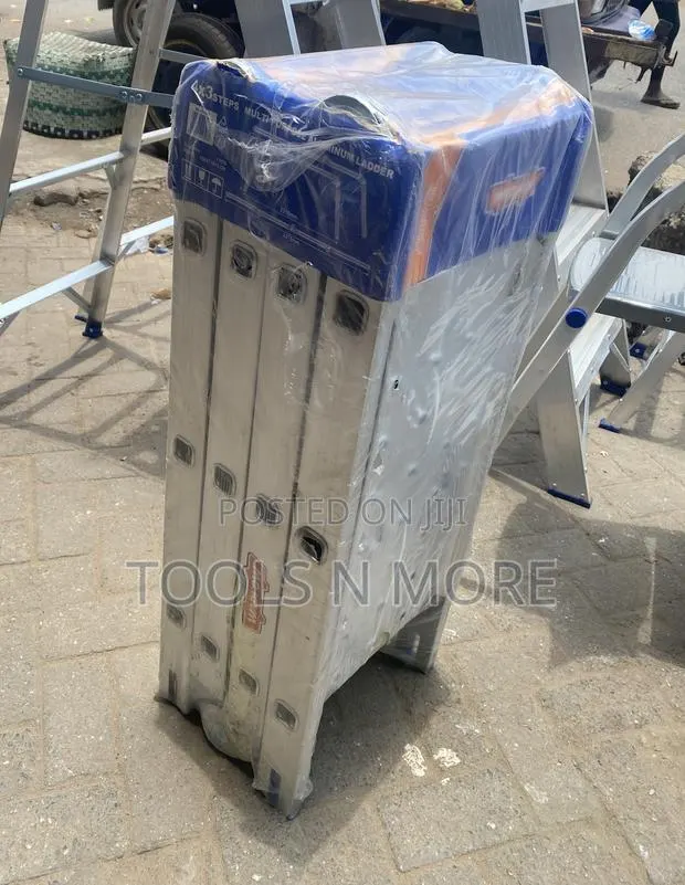 Wadfow Multi Purpose Ladder (4 X 3 Steps) · Photo 1